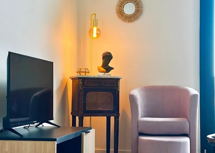 Hébergement de vacances Valentine Terrasse Vue Mer&falaises