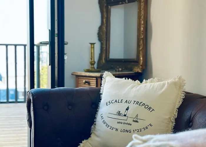 Valentine Terrasse Vue Mer&falaises Hébergement de vacances